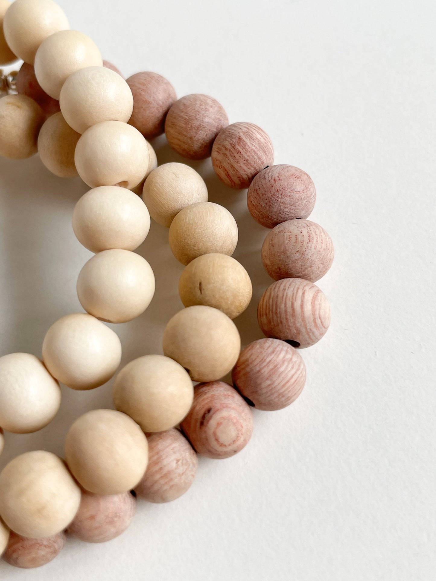 WOOD & GEMSTONE AROMATHERAPY BRACELET - 8MM