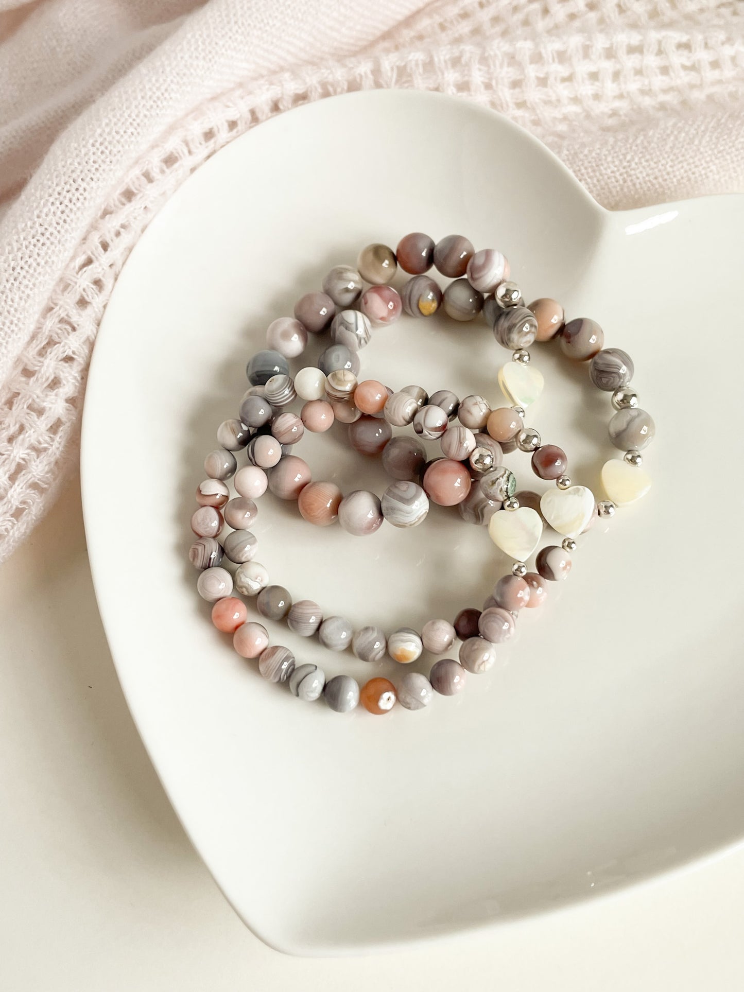 TESORO BRACELET - PINK BOTSWANA AGATE 9MM